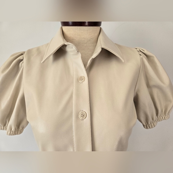 HOUSE OF HARLOW 1960  cream faux leather collared mini dress. Size XS - Picture 3 of 12